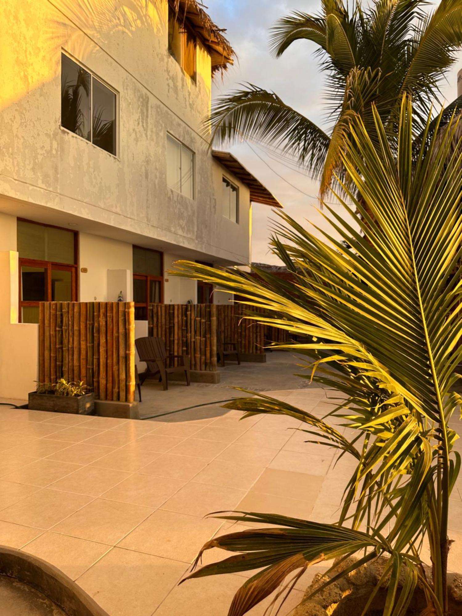 Hotel Puerto Antiguo Los Órganos المظهر الخارجي الصورة
