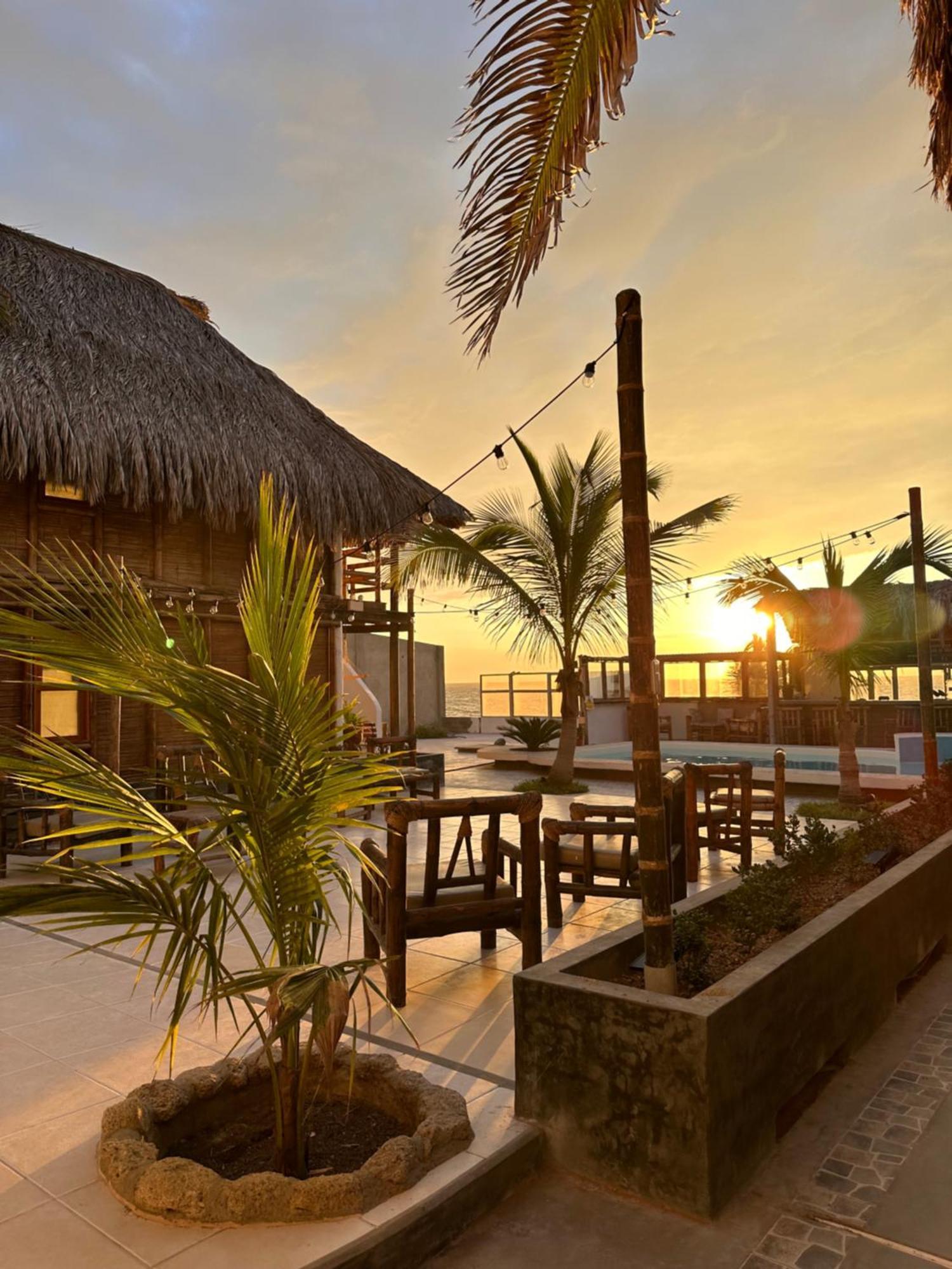 Hotel Puerto Antiguo Los Órganos المظهر الخارجي الصورة