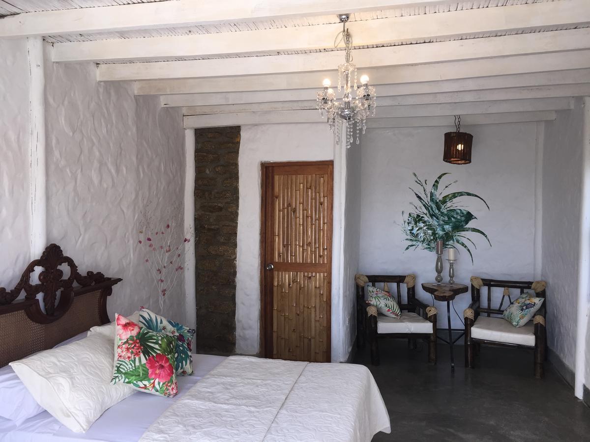 Hotel Puerto Antiguo Los Órganos المظهر الخارجي الصورة